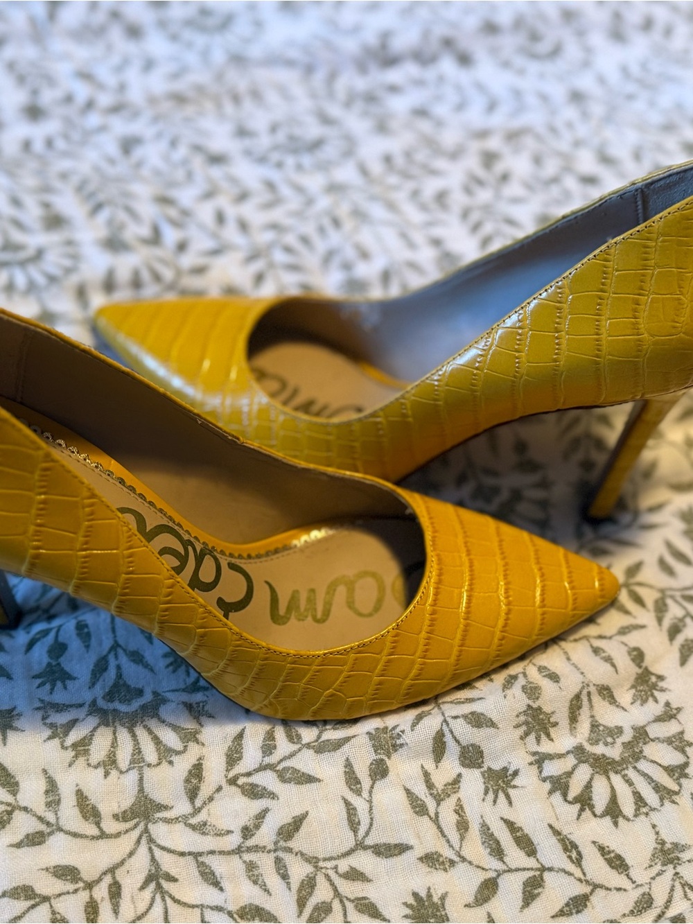 Sam Edelman Yellow Croc-Embossed Pointed Stiletto Pumps